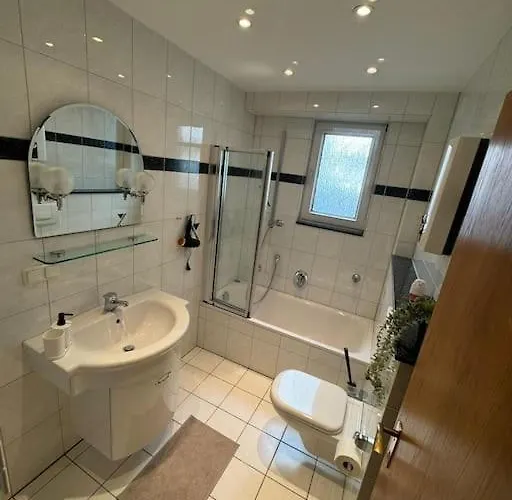 Apartament Zentral In Essen! 5 Gehminuten Vom Bahnhof ! Wh3 *